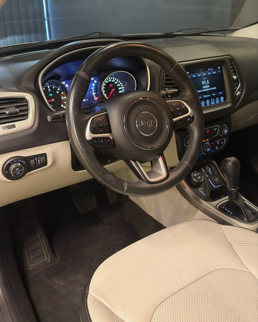 Jeep Compass - Miniatura 7